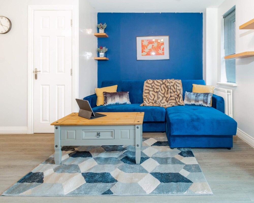 4BR Westlake Accommodation