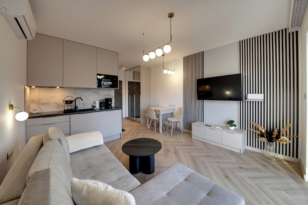 RentPlanet - Studio Orkana