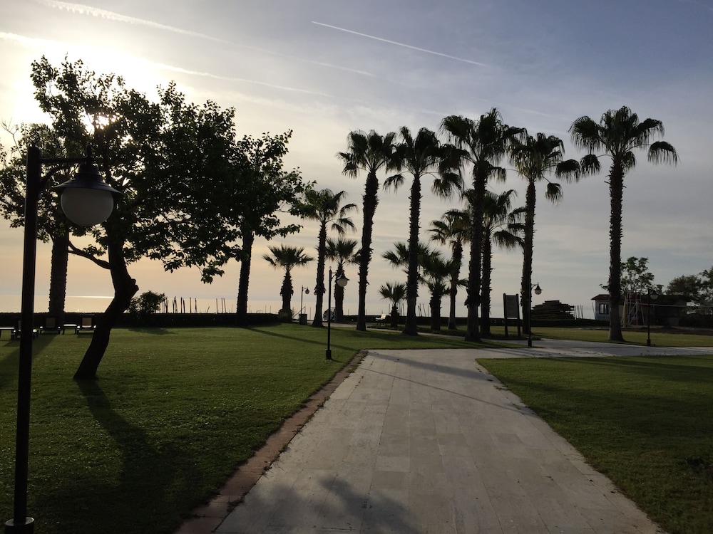 Champion Holiday Village - All Inclusive