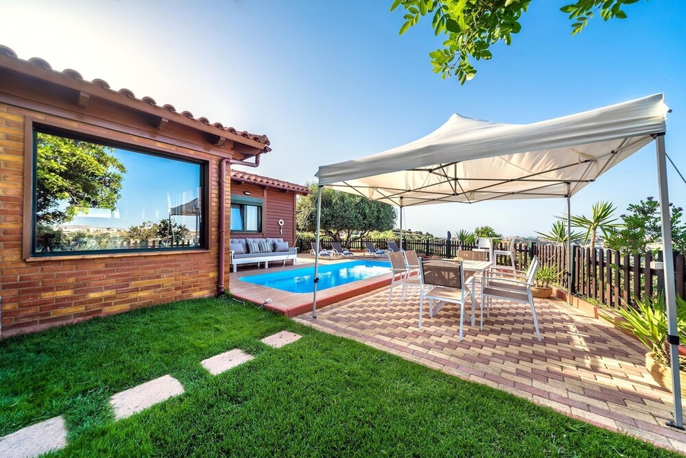 Sofia s Place Private Pool