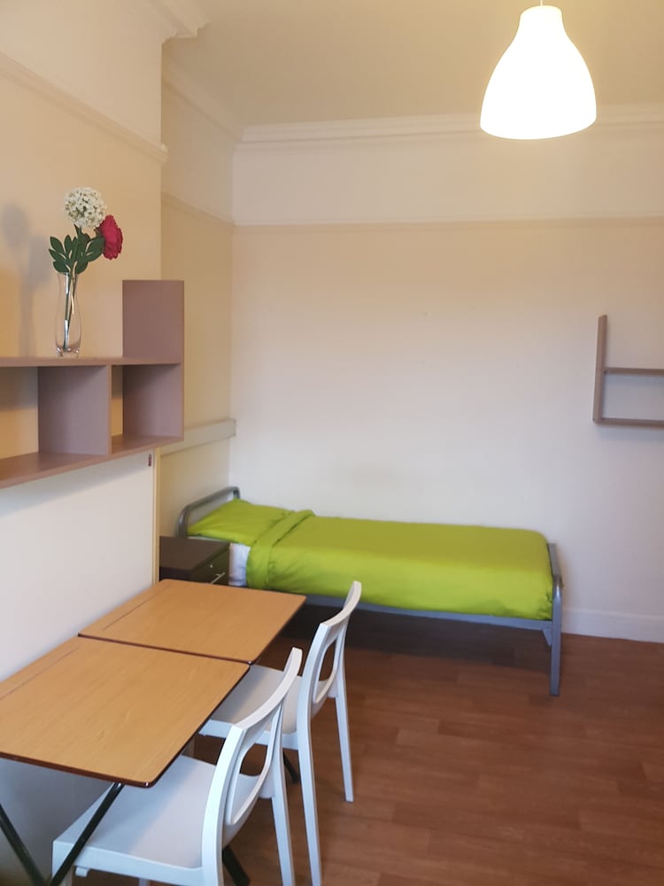 Holland House - Hostel