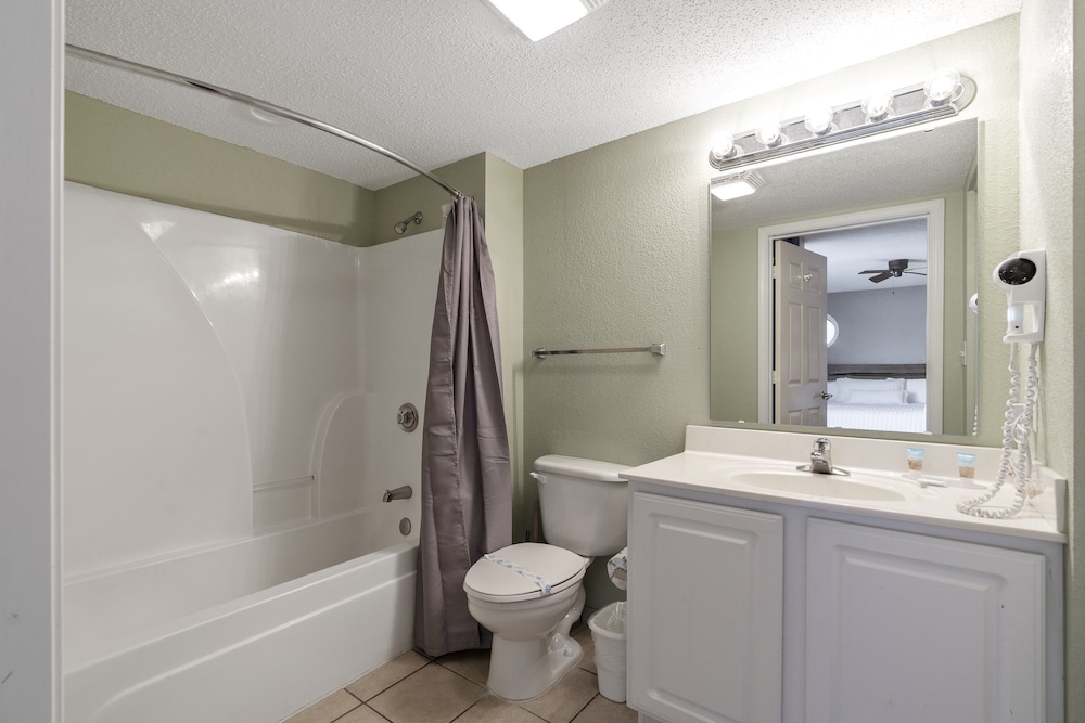 Grand Atlantic by Elliott Beach Rentals