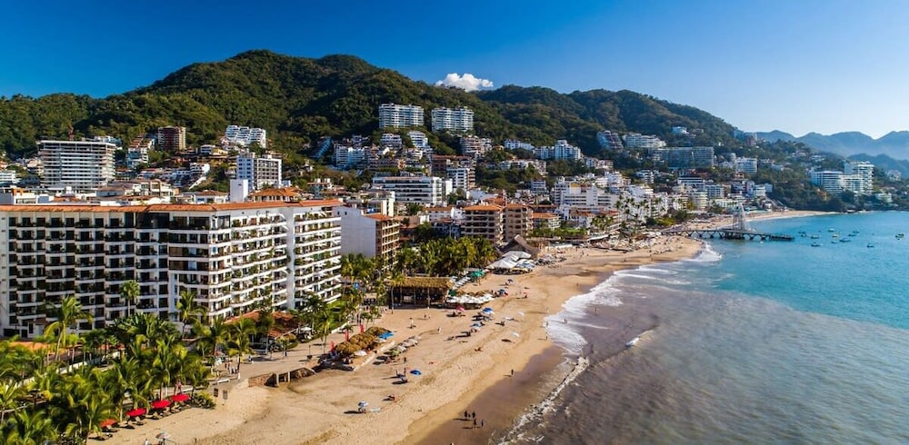 Ocean View 2Br Condo-balcony-beach-pool - 212