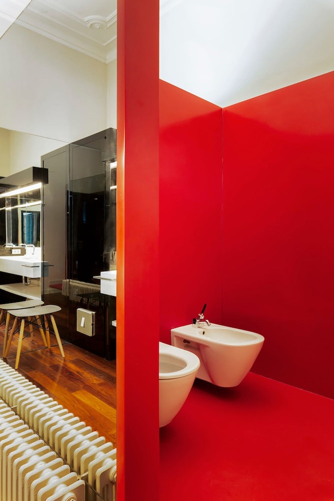 Artist Modernist 3-br Gem Next to Paseo de Gracia