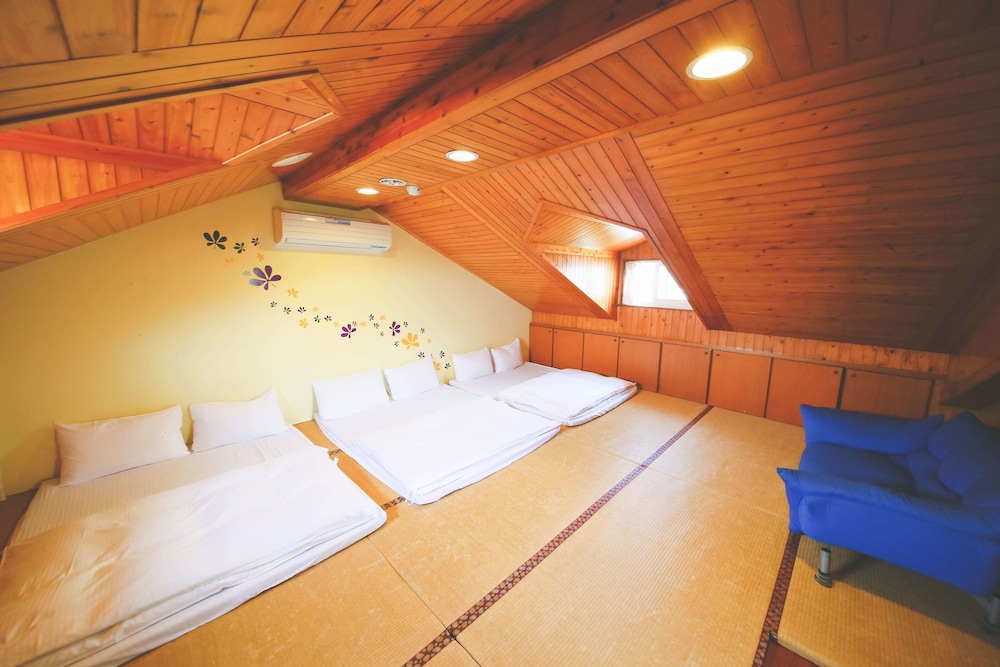 Dong Shan He B&B