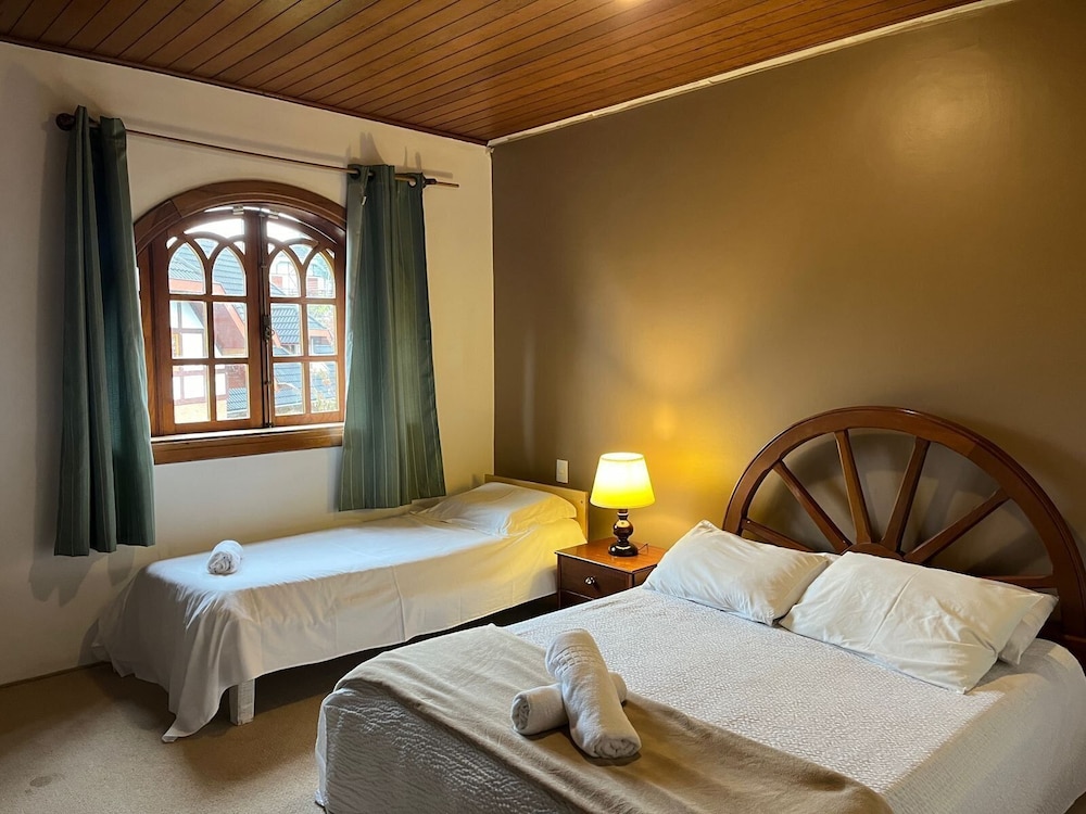 Cerejeira Guest House