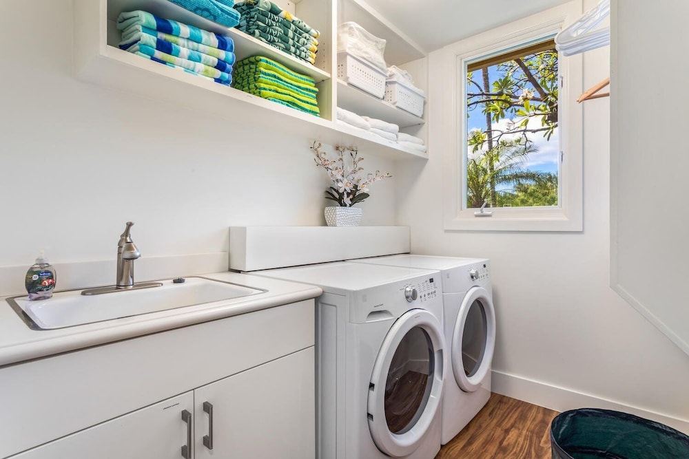 Gorgeous Hawaii Unit Sleeps 6! Access to Fitness and Tennis - Vrkcv