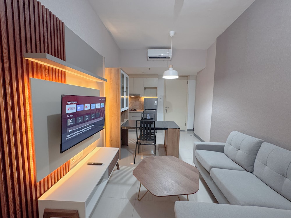Minimalist 2Br And Well Design Room At Benson Supermall Mansion Apartment