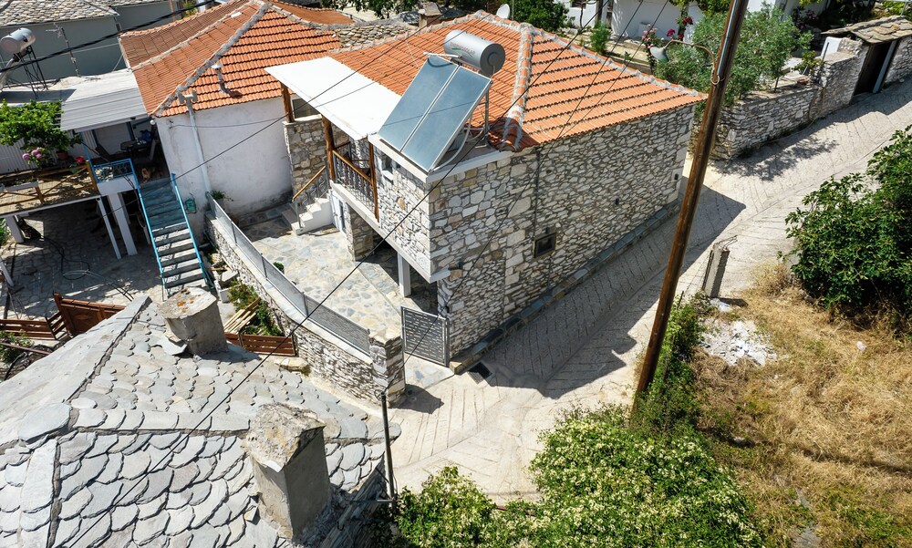 Theros Easy Living