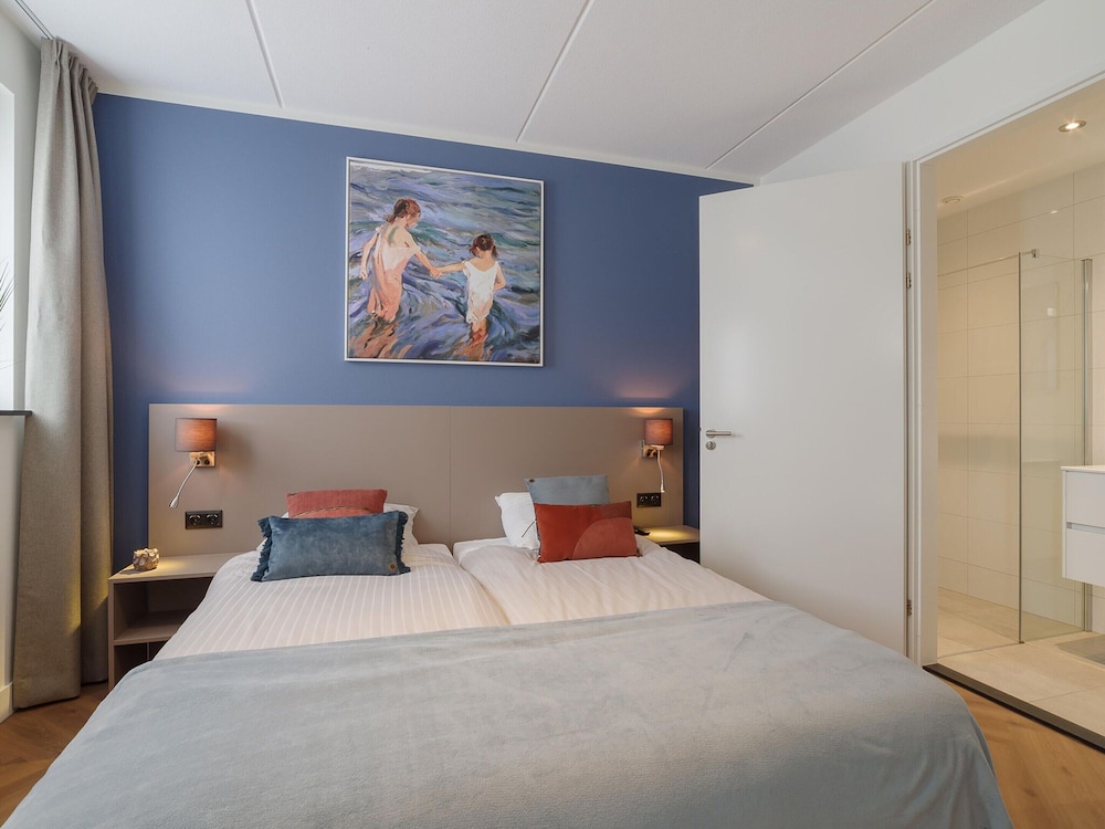 Holiday Home With Whirlpool and Sauna in a Quiet Area in Zeeland view 3