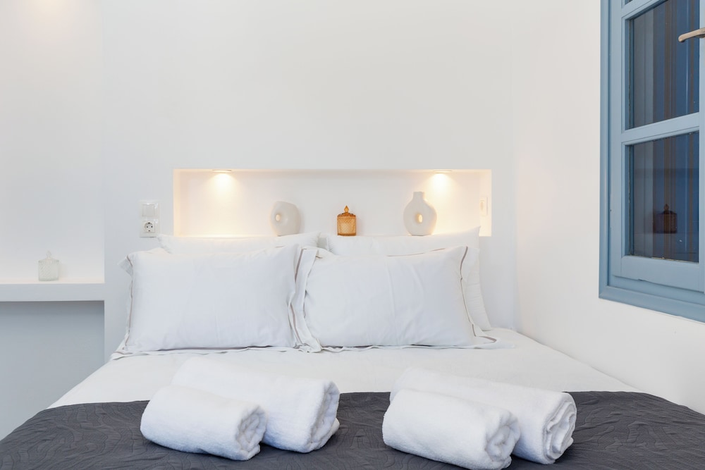 Aitheras Luxury Suites