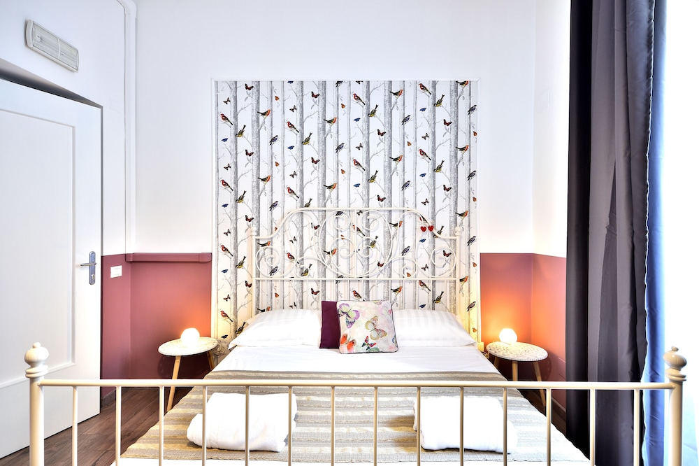 Romantica Rooms
