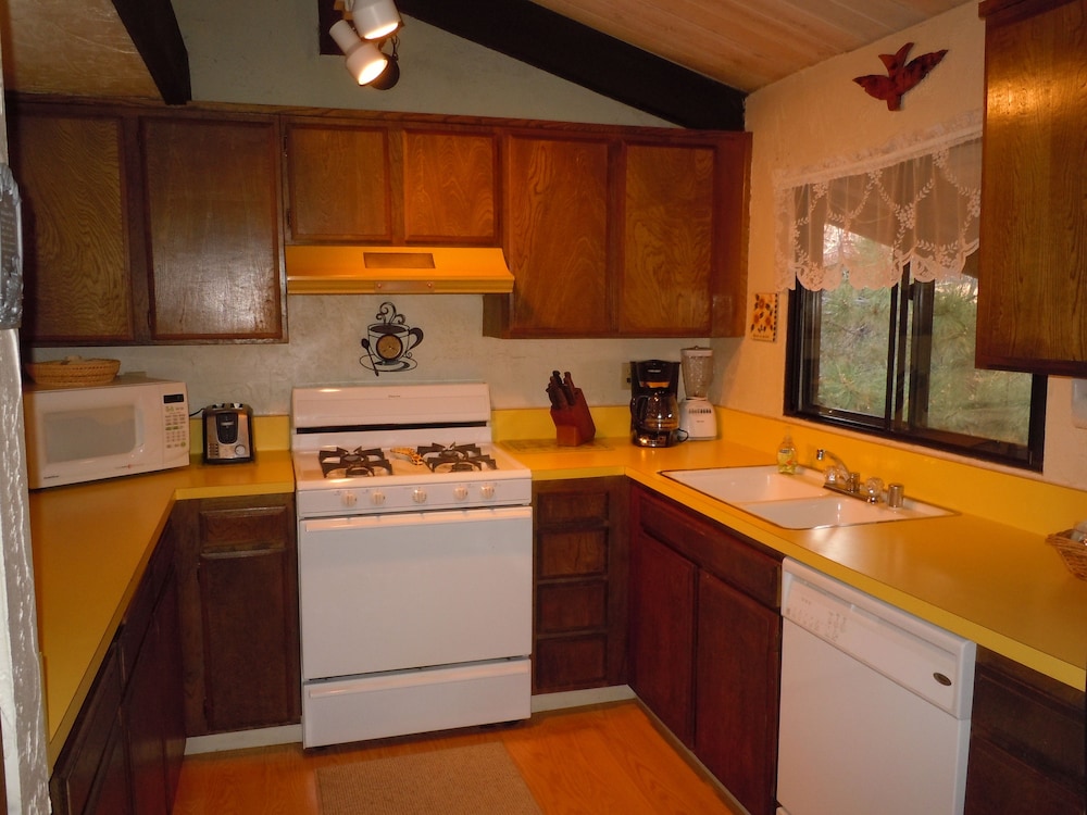 Snow Summit Townhouse Rentals & Sales