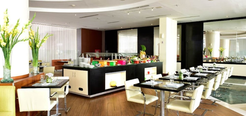 Caracas Vacations - Hotel Pestana Caracas Premium - Property Image 1