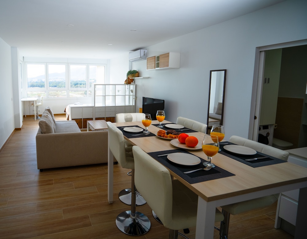 Sunstay Guadalmar Loft Seaview