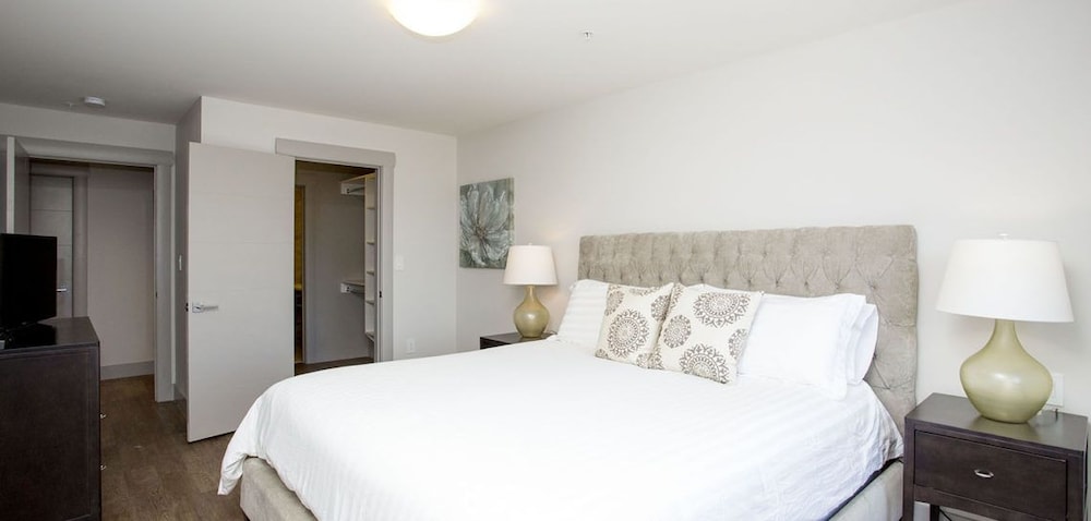 Moore Suites - The Mary Ann - Image 2