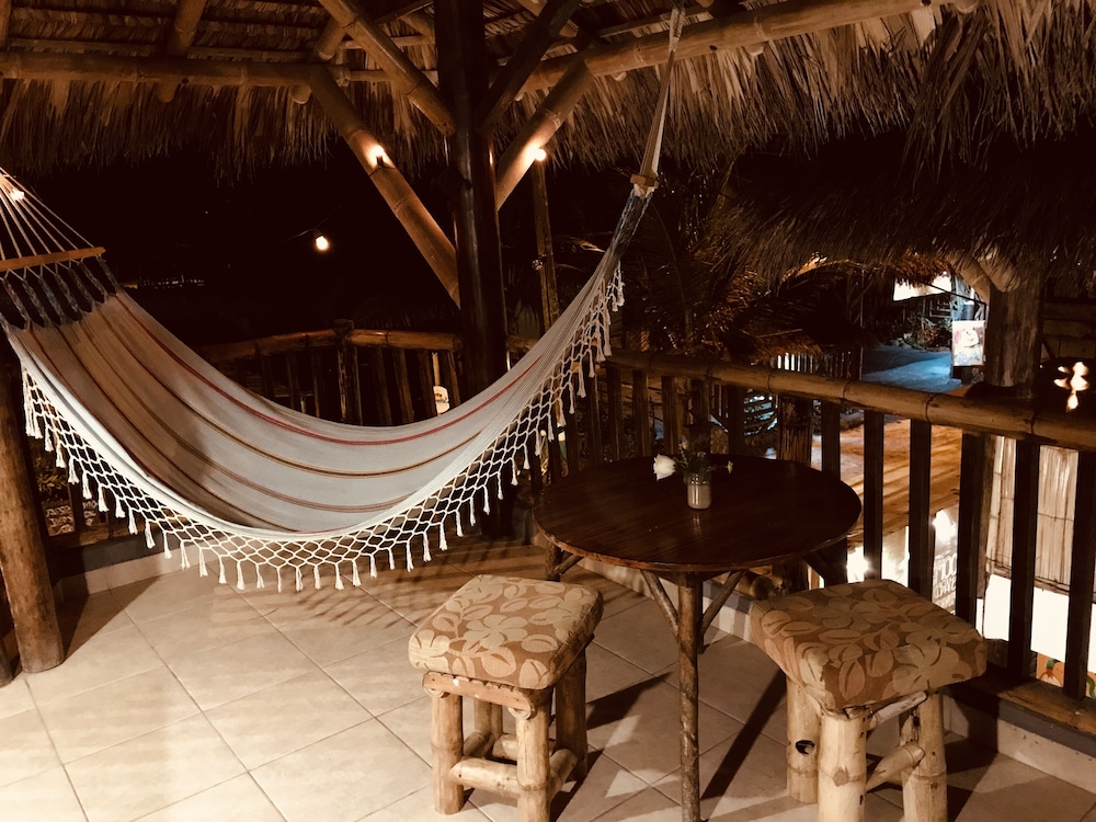 La Facha Hostel Restaurant Surf