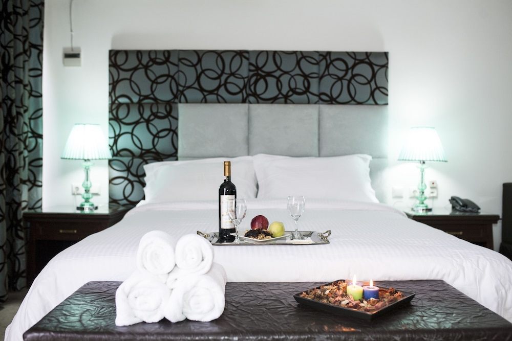 Veltsi Hotel photo 4