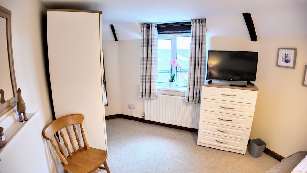 Haycombe Farm Cottage