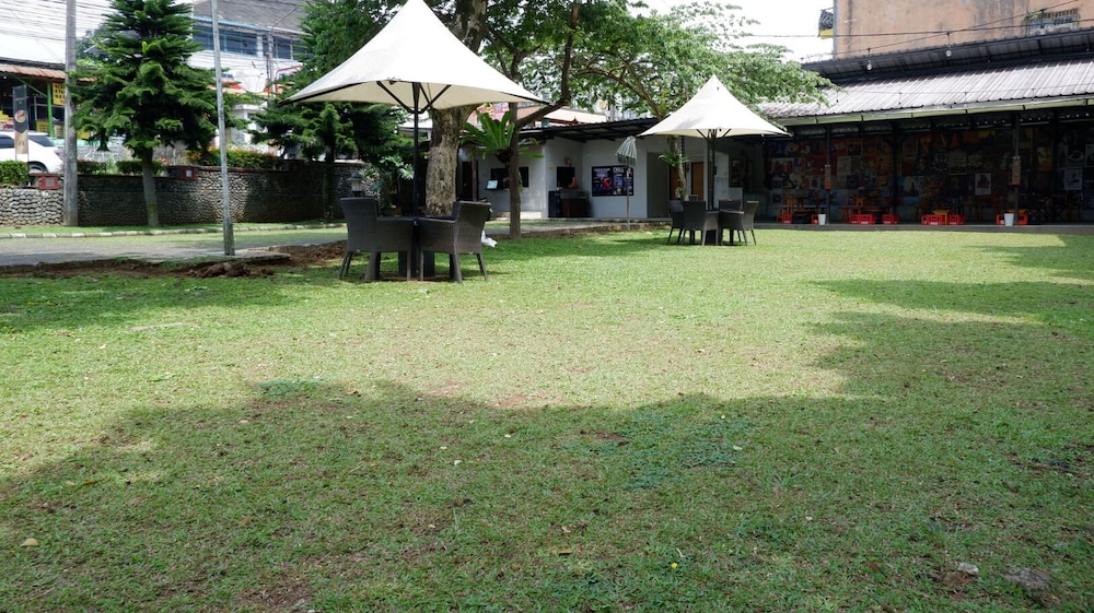 Sangga Buana Villa