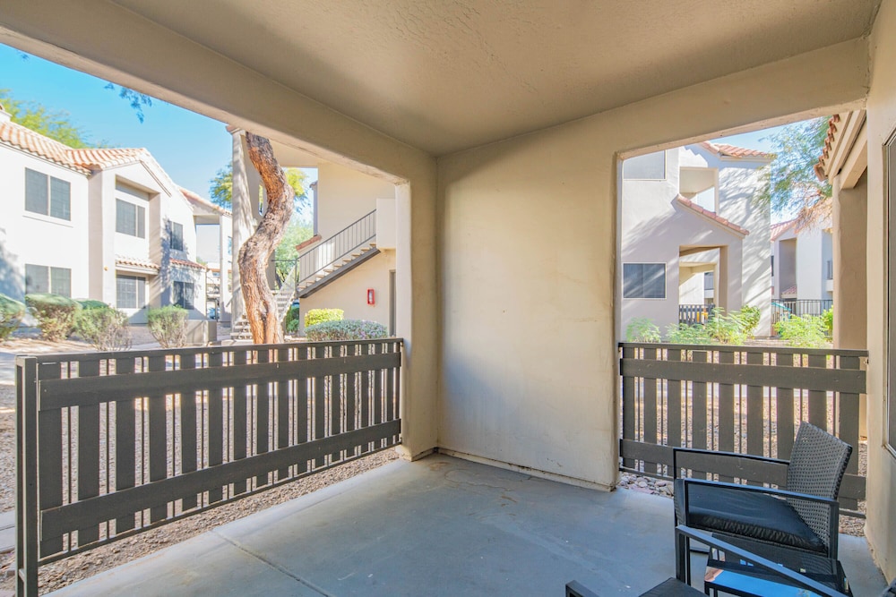 ROVE LIVING/KL - Hideaway North Scottsdale