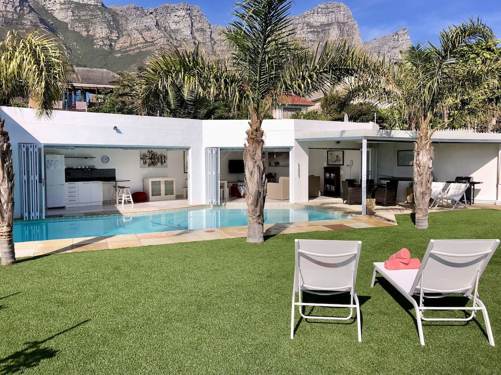 Funkey Villas