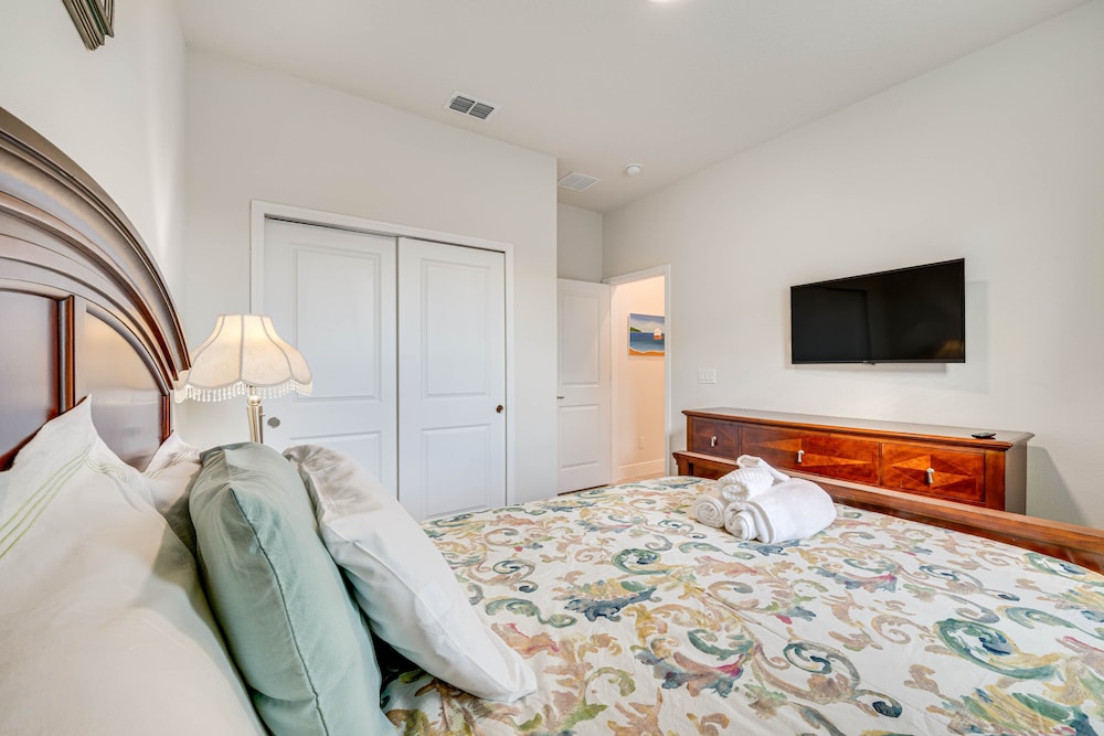 Pool Access: Cozy St Cloud Getaway! view 2