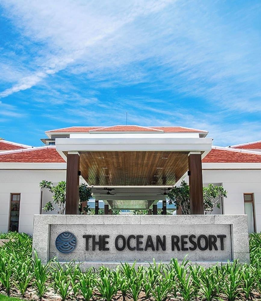 Ocean Villa Da Nang 4BR 5 Beds, Private Pool and Kitchen