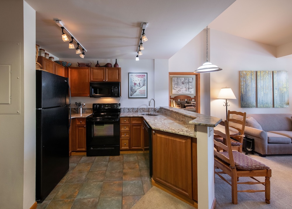 Two Bedroom Condos at Zephyr Mountain Lodge - Winter Park CO