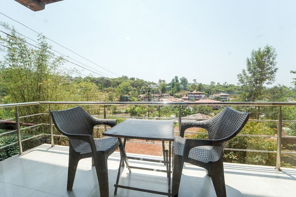 Hotel Raaya Regency