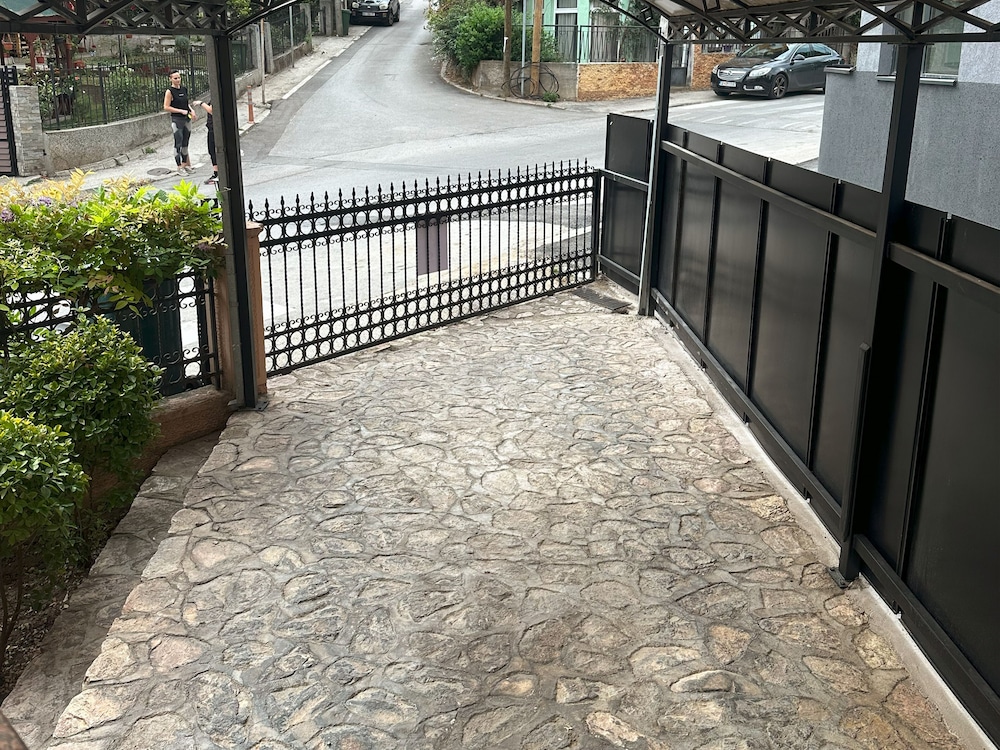 Hillside Garden