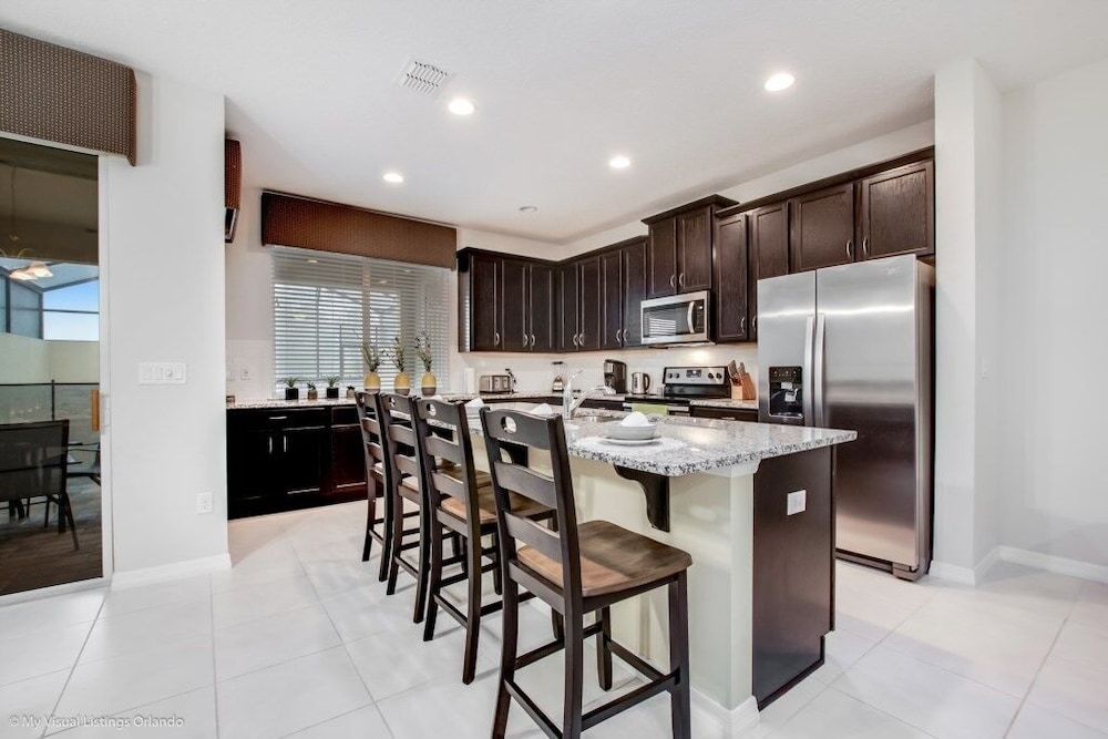 1503cpc Solara Resort 4 Bedroom Townhouse by RedAwning - Image 3