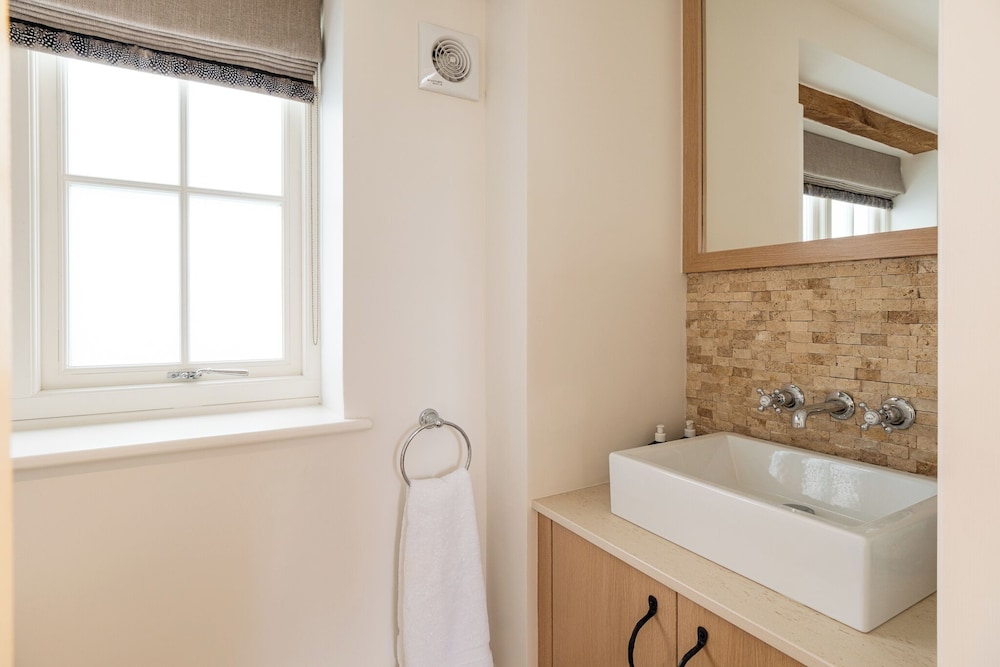 Stunning 6 BB Cottage & Annexe