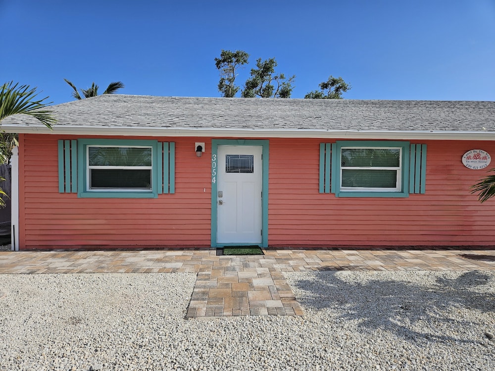 Coral by the Sea 3054, Sleeps 8, Walk to Beach
