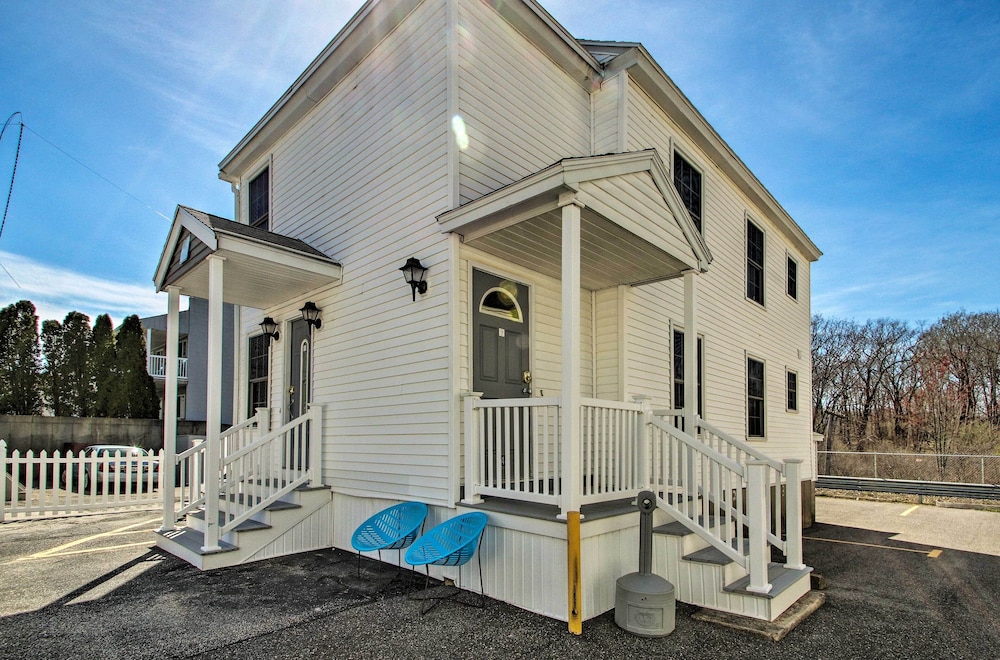 Apt in Old Orchard Beach - Walk to Bay + Pier