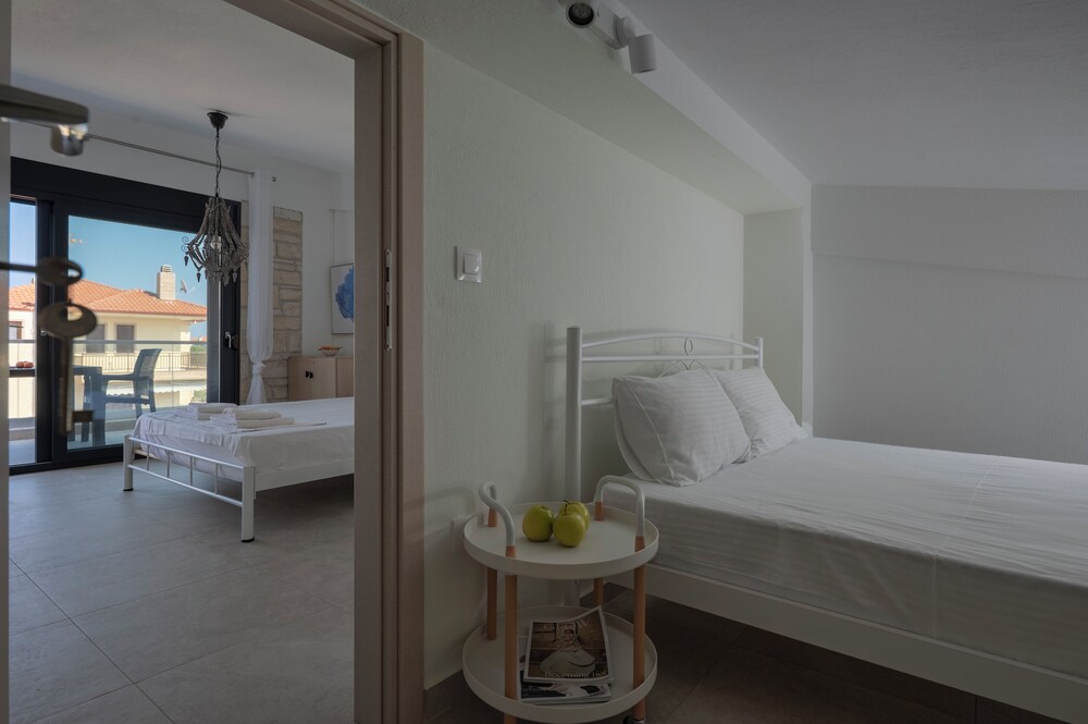 White Pearl Suites Halkidiki