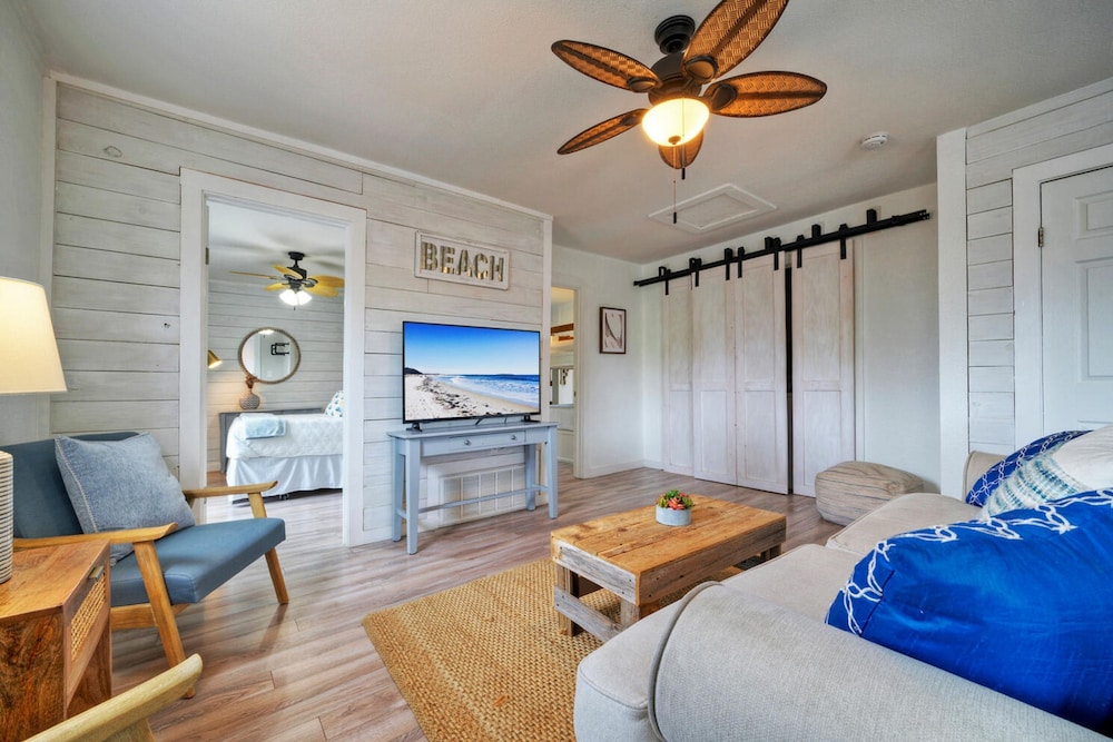 Peyton s Place by Avantstay 2 Blocks to Beach