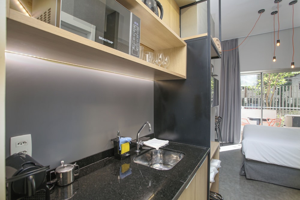ESD - Studios E-Side By Anora Spaces