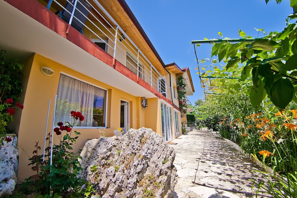 Villa Sequoia