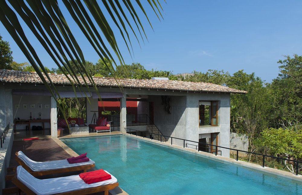 Kadju House