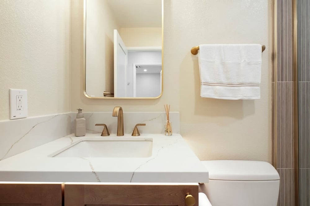 Urban Oasis - Just Remodeled