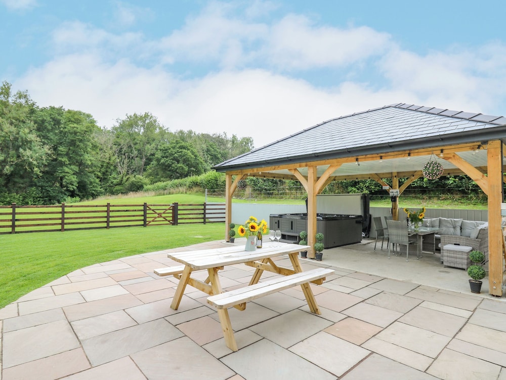 Talarddu Cottage