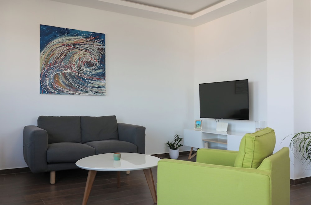 Apartment M&J