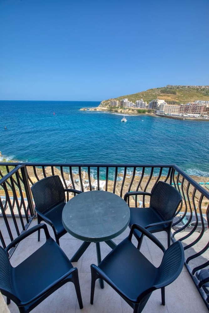 Waterfront Gozo Stay Overlooking Marsalforn Bay