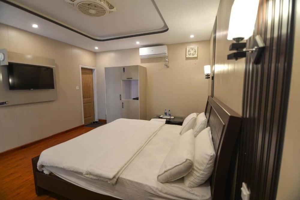D-Cozy Resort