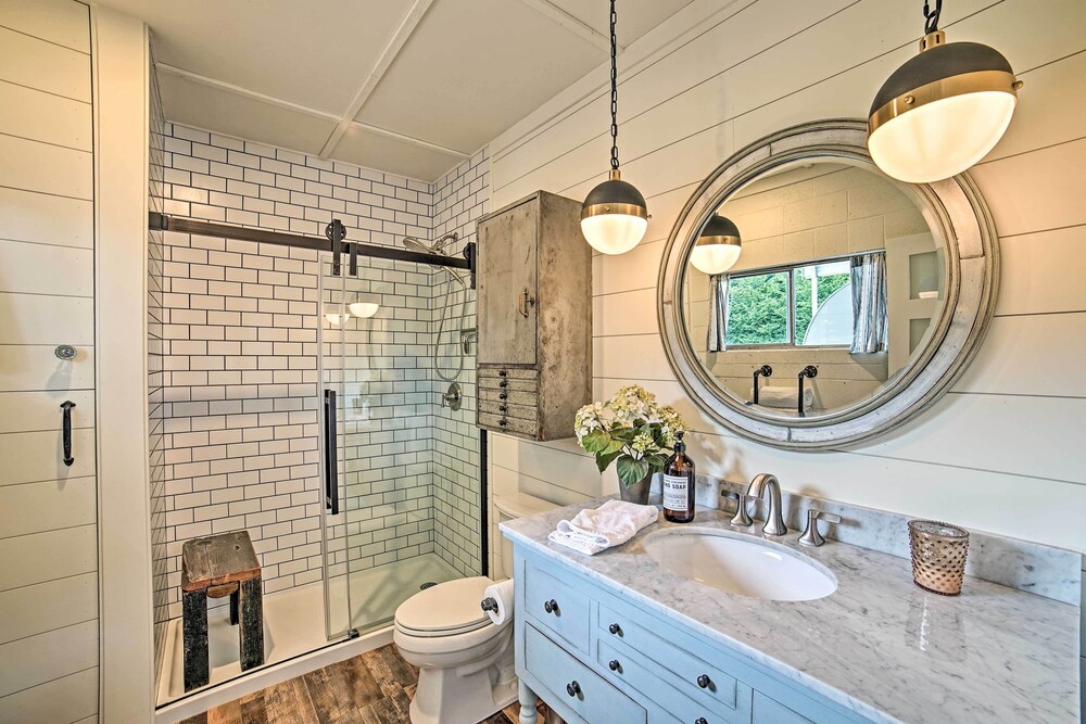 'milk Parlor' A Vintage-chic Country Retreat view 2