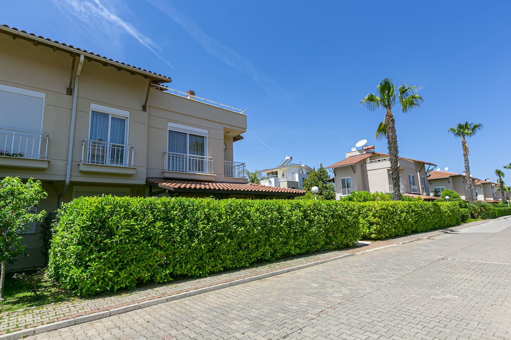 Paradise Town Villa Abel