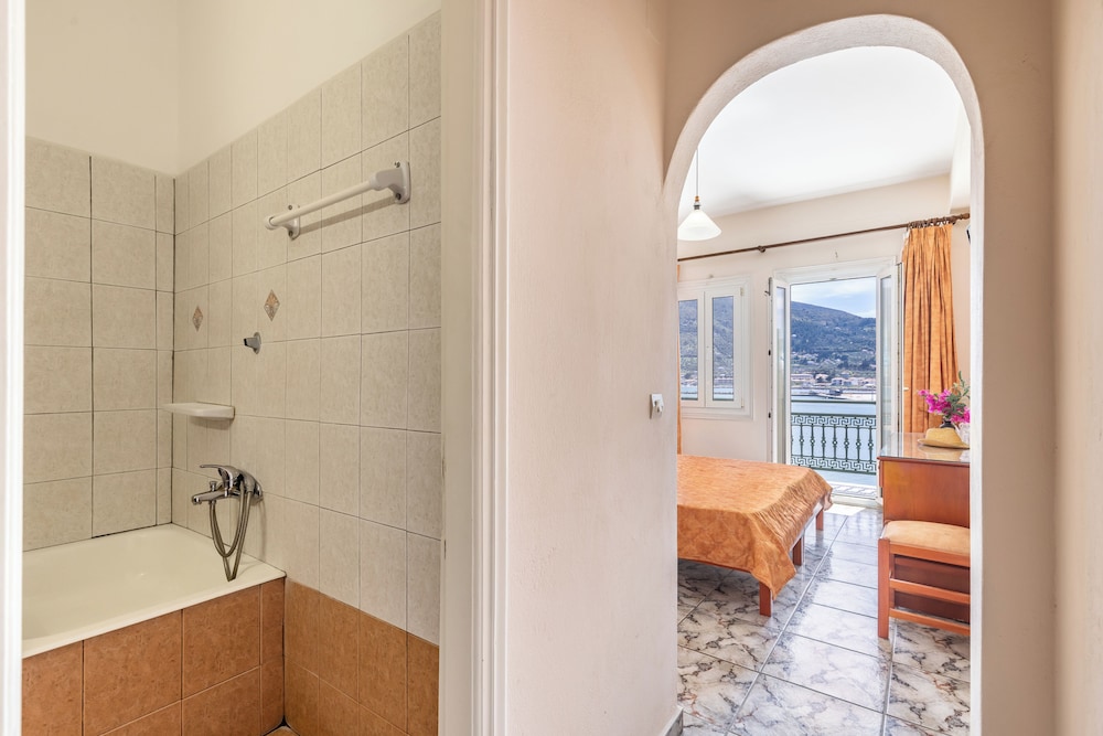 Lemonis Rooms