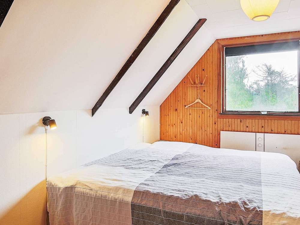 Secluded Cottage Retreat at Ordrup Naes-by Traum view 2