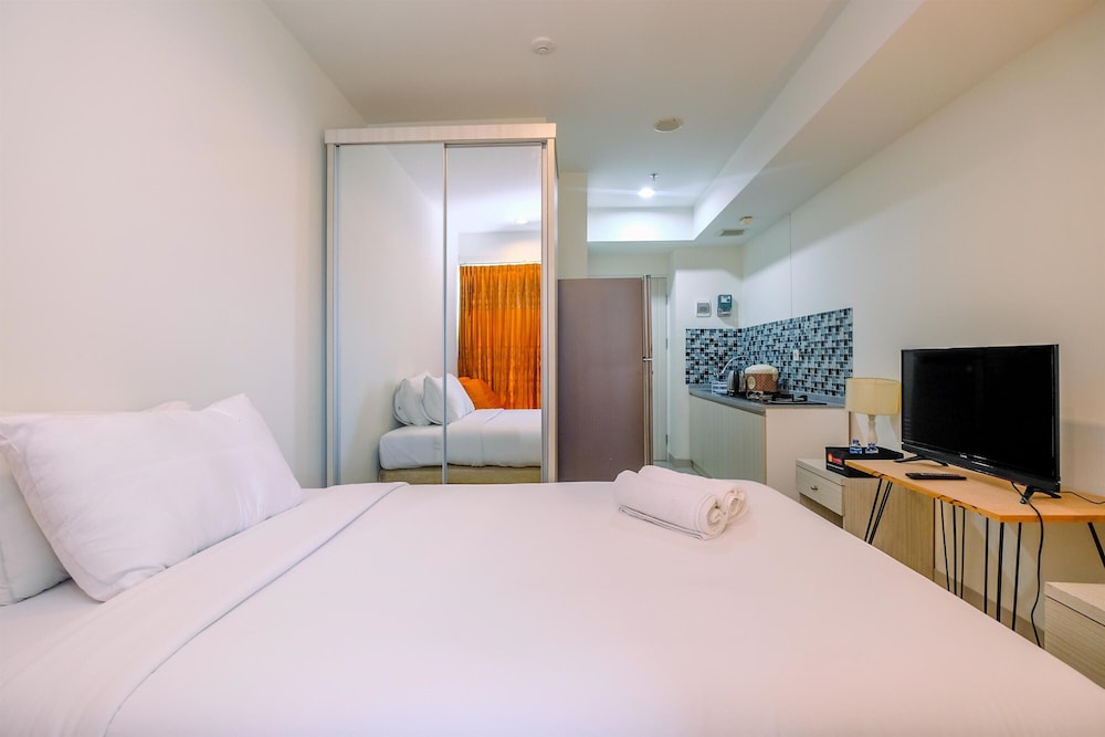 Cozy High Floor Studio At Grand Kamala Lagoon Apartment view 4